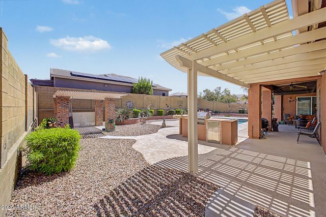 2026 W HIDDEN TREASURE Way, Phoenix, AZ 85086