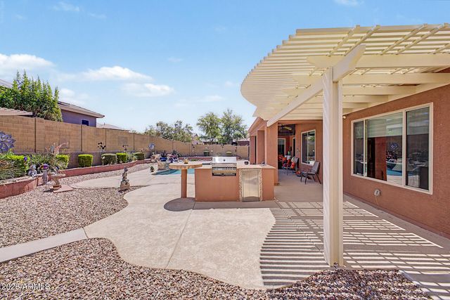 2026 W HIDDEN TREASURE Way, Phoenix, AZ 85086