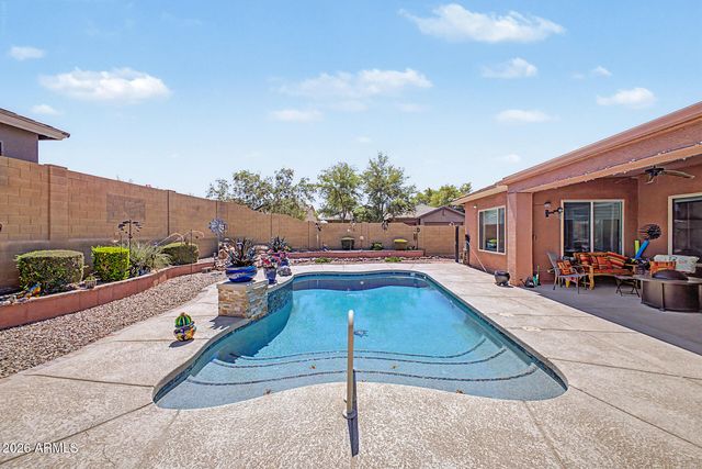 2026 W HIDDEN TREASURE Way, Phoenix, AZ 85086