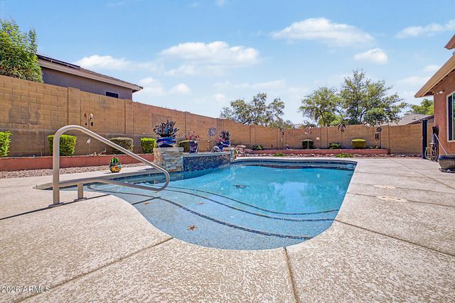 2026 W HIDDEN TREASURE Way, Phoenix, AZ 85086