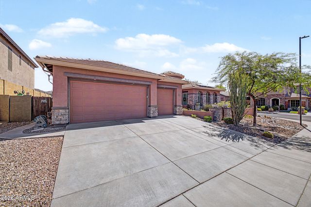 2026 W HIDDEN TREASURE Way, Phoenix, AZ 85086