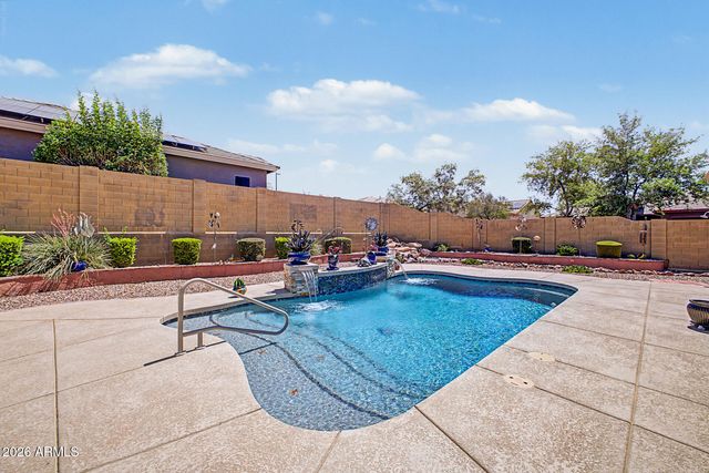2026 W HIDDEN TREASURE Way, Phoenix, AZ 85086