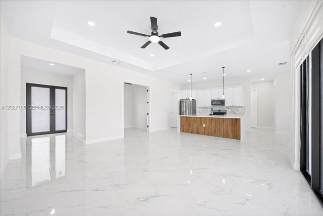 1226 NE 5TH PL, Cape Coral, FL 33909