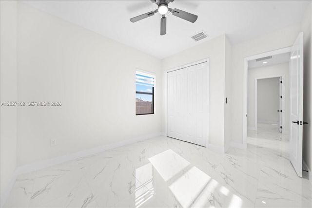 1226 NE 5TH PL, Cape Coral, FL 33909