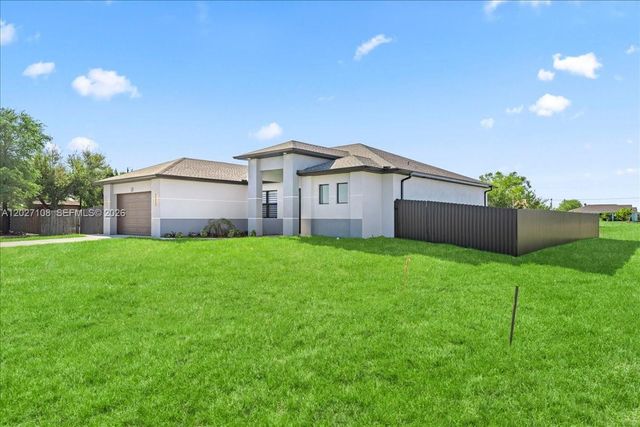 1226 NE 5TH PL, Cape Coral, FL 33909