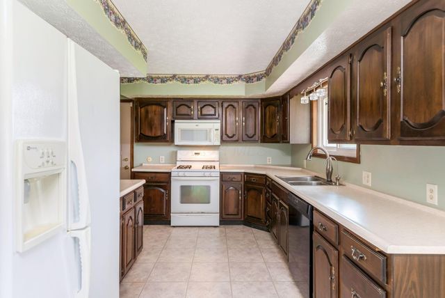 9672 Schoolhouse Road NW, Canal Winchester, OH 43110
