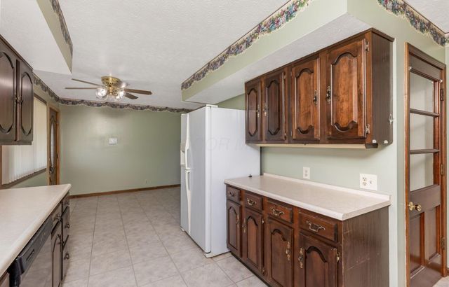 9672 Schoolhouse Road NW, Canal Winchester, OH 43110