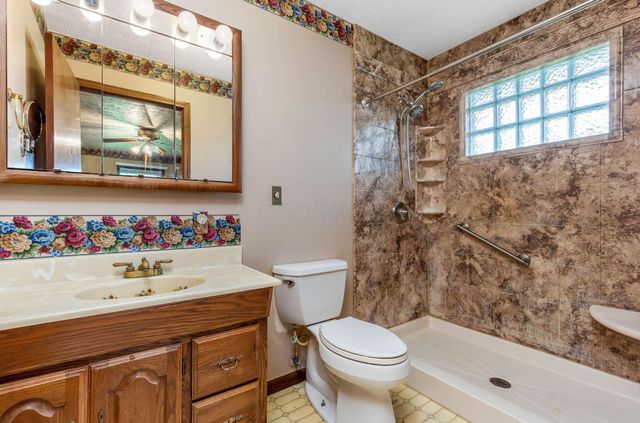 9672 Schoolhouse Road NW, Canal Winchester, OH 43110