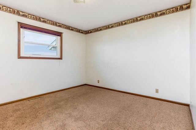 9672 Schoolhouse Road NW, Canal Winchester, OH 43110
