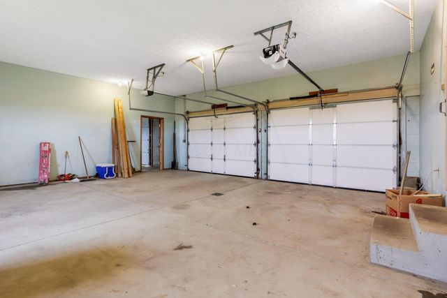 9672 Schoolhouse Road NW, Canal Winchester, OH 43110