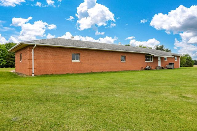 9672 Schoolhouse Road NW, Canal Winchester, OH 43110