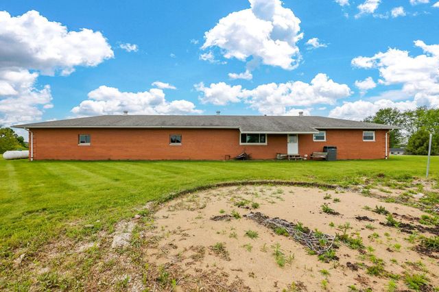 9672 Schoolhouse Road NW, Canal Winchester, OH 43110