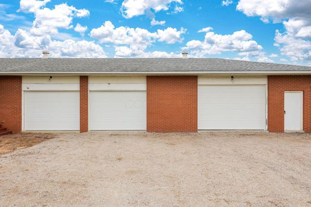 9672 Schoolhouse Road NW, Canal Winchester, OH 43110