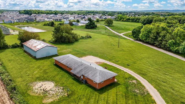 9672 Schoolhouse Road NW, Canal Winchester, OH 43110