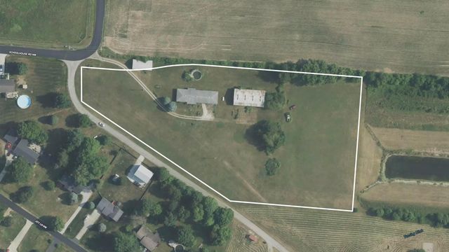 9672 Schoolhouse Road NW, Canal Winchester, OH 43110