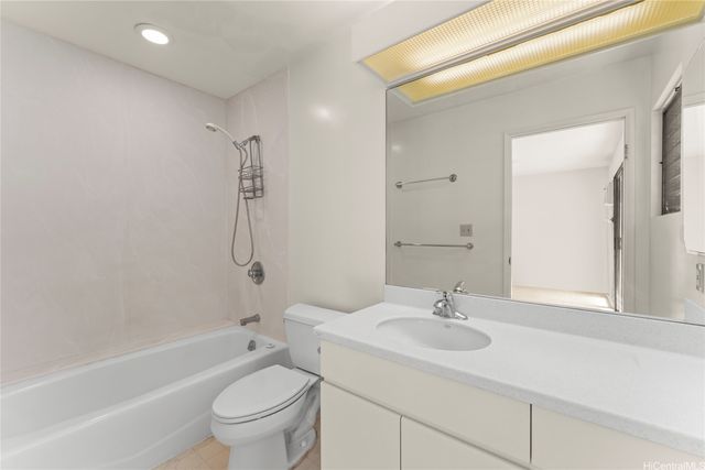 1214 Nehoa Street A, Honolulu, HI 96822