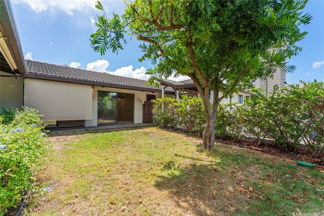 1214 Nehoa Street A, Honolulu, HI 96822