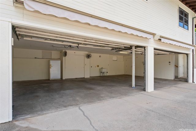 1214 Nehoa Street A, Honolulu, HI 96822