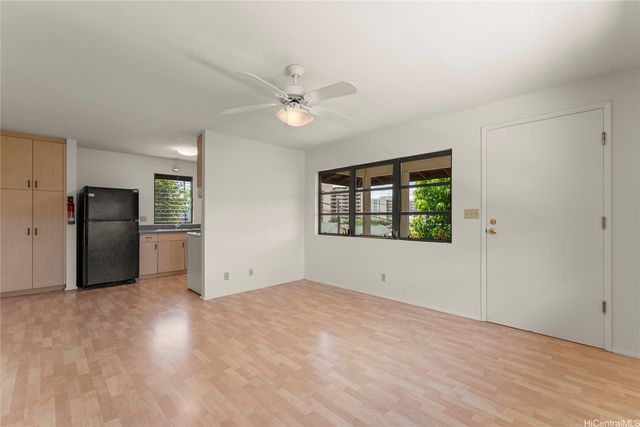 1214 Nehoa Street A, Honolulu, HI 96822