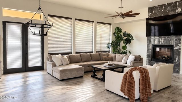 1709 W Moody Trail, Phoenix, AZ 85041