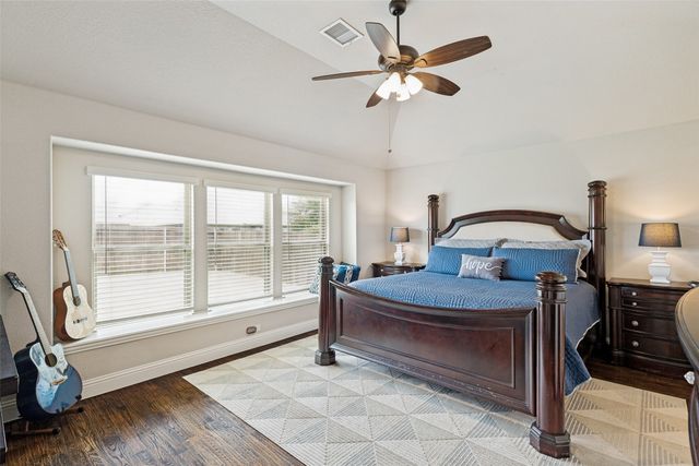 902 Lyndhurst Drive, Anna, TX 75409