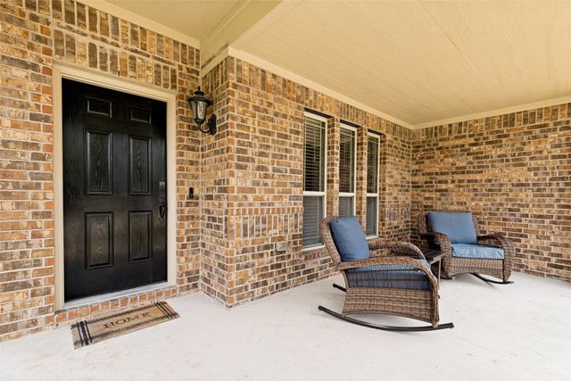 902 Lyndhurst Drive, Anna, TX 75409
