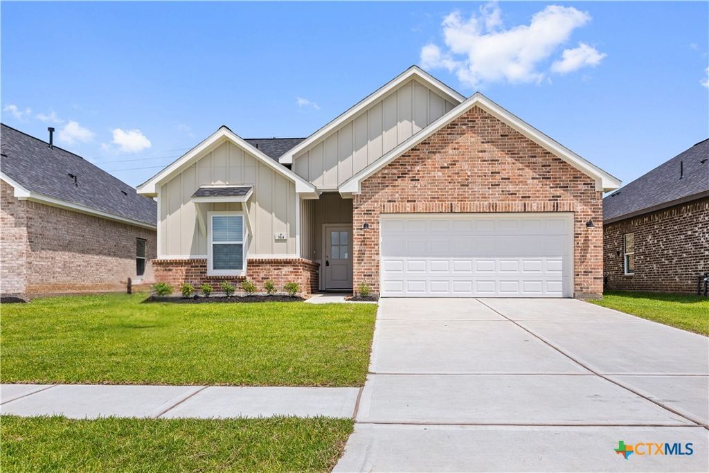 314 Cardinal Drive, Port Lavaca, TX 77979