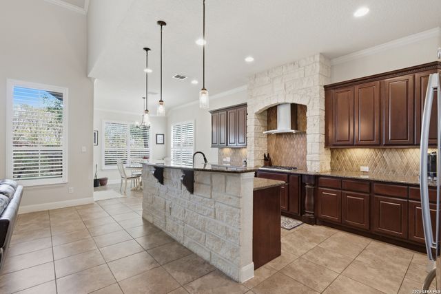 9718 Rosemire, San Antonio, TX 78254