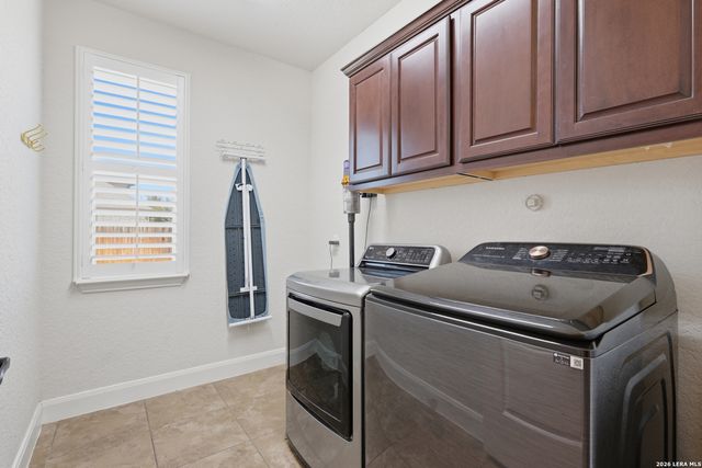 9718 Rosemire, San Antonio, TX 78254