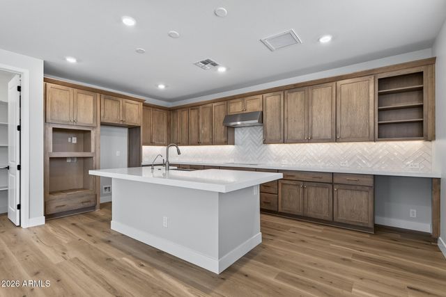 4165 N 187th Drive, Litchfield Park, AZ 85340