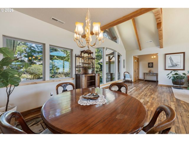 201 Allen Lane, Brookings, OR 97415