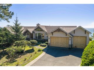 201 Allen Lane, Brookings, OR 97415