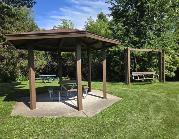 163 Shato Lane, Monona, WI 53716