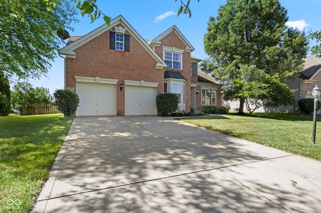 10983 Parkland Court, Fishers, IN 46037