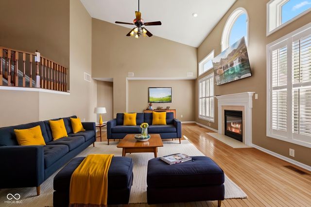 10983 Parkland Court, Fishers, IN 46037