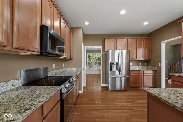 10983 Parkland Court, Fishers, IN 46037