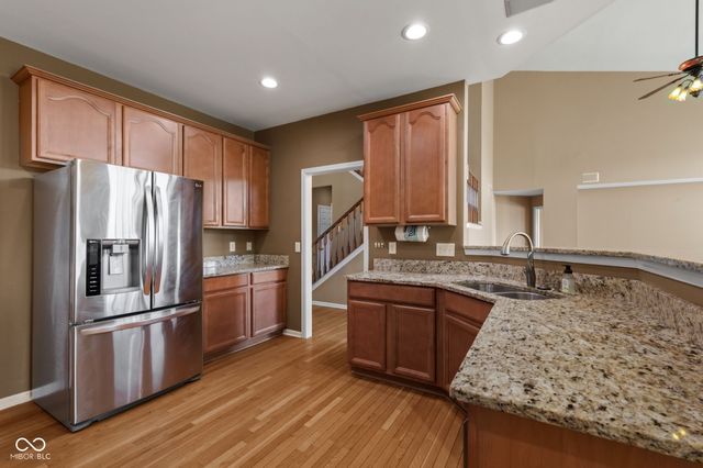10983 Parkland Court, Fishers, IN 46037