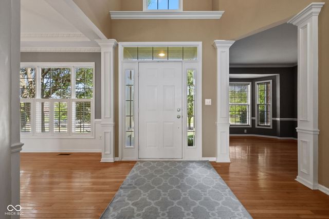 10983 Parkland Court, Fishers, IN 46037