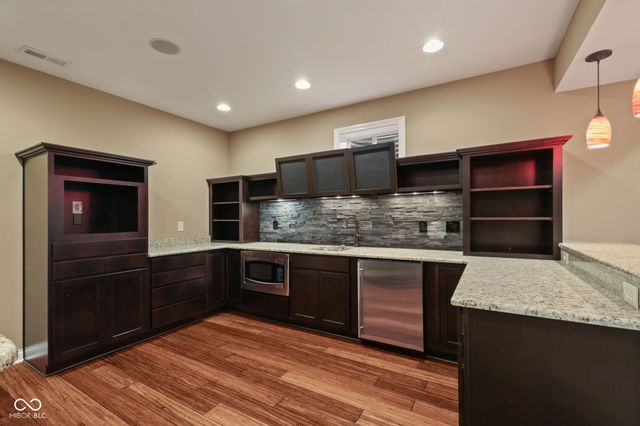 10983 Parkland Court, Fishers, IN 46037