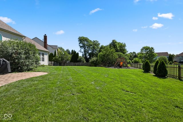 10983 Parkland Court, Fishers, IN 46037