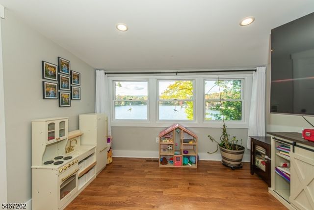 105 Wildwood Rd, Jefferson Twp., NJ 07438