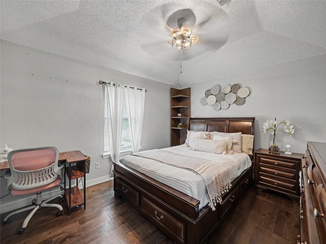 7325 S Meadow Drive E, Fort Worth, TX 76133