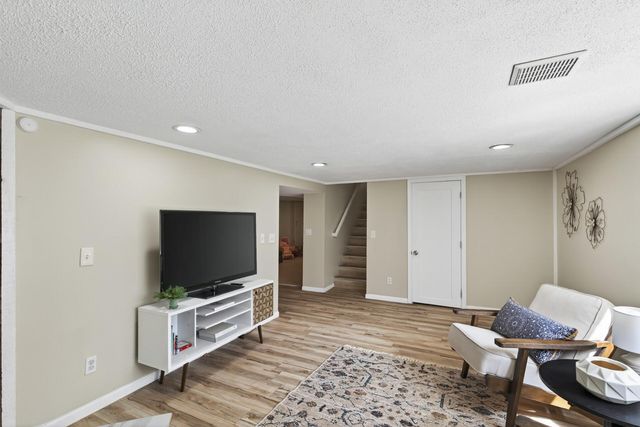 7627 10th Avenue S, Richfield, MN 55423