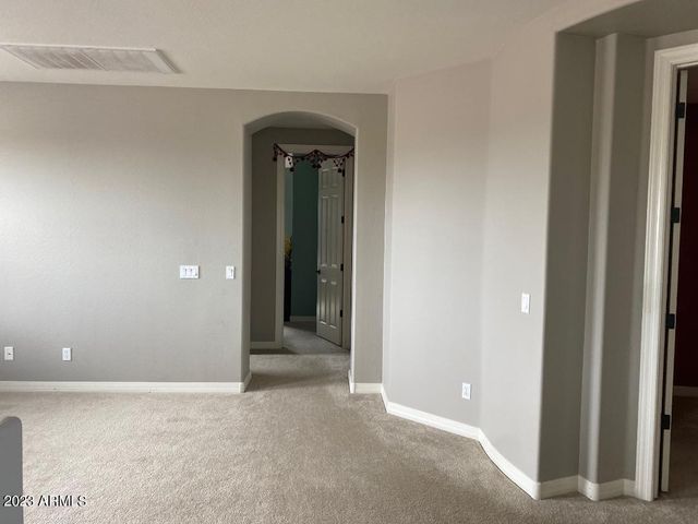 2757 E POWELL Way, Gilbert, AZ 85298