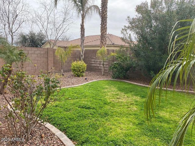 2757 E POWELL Way, Gilbert, AZ 85298