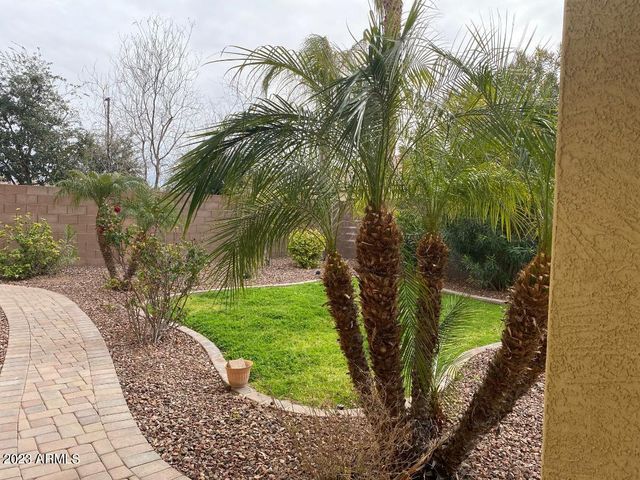 2757 E POWELL Way, Gilbert, AZ 85298