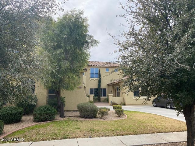 2757 E POWELL Way, Gilbert, AZ 85298