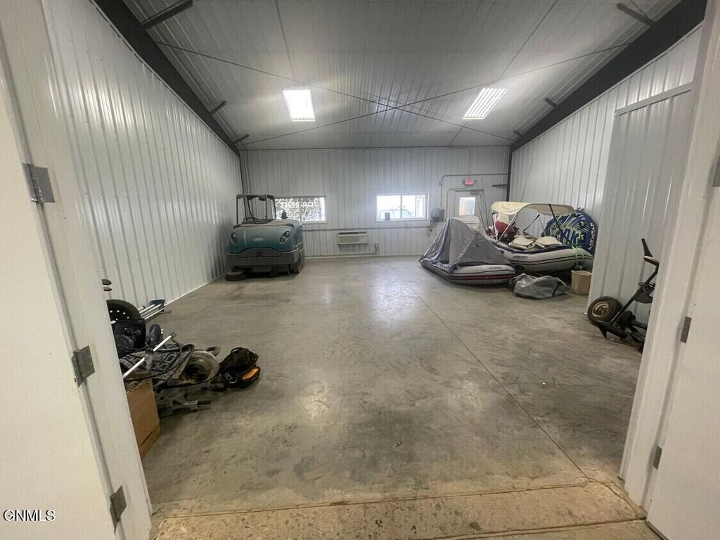 12291 26th F Street NW, Watford City, ND 58854 photo 6