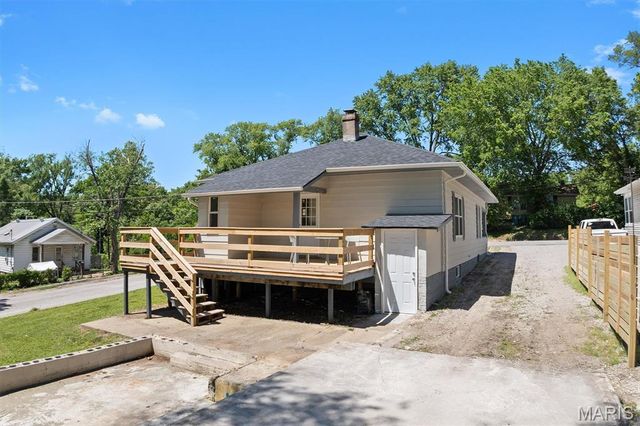 3201 Edgewood Avenue, Alton, IL 62002