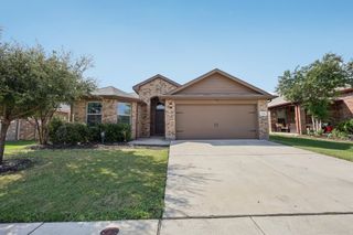 728 Wylie Street, Crowley, TX 76036